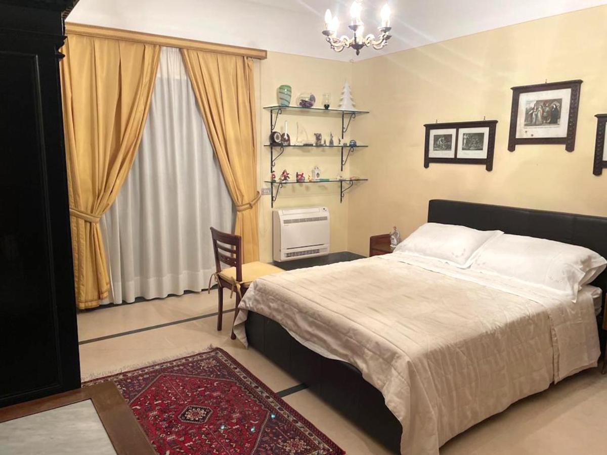 Cesare'S Home Catania Bagian luar foto
